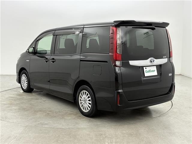 Toyota NOAH 2015 7206328-4