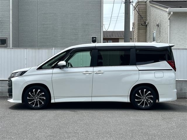 Toyota NOAH 2023 7206329-18
