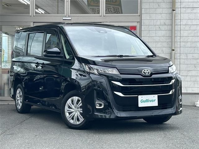 Toyota NOAH 2022 7206330-0
