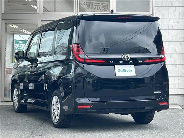 Toyota NOAH 2022 7206330-13