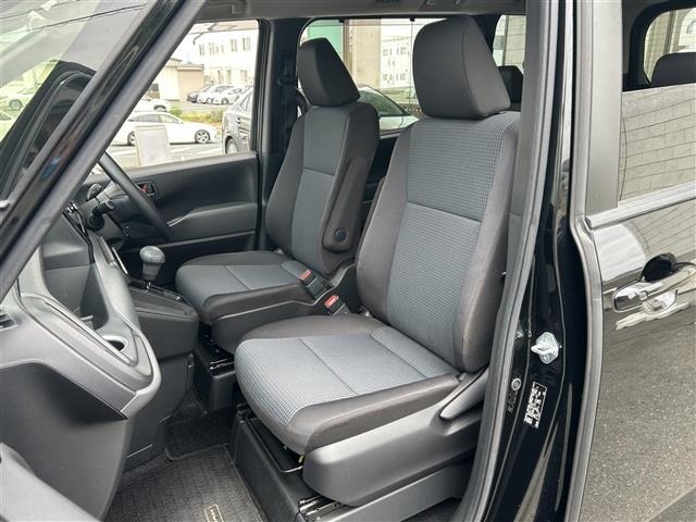 Toyota NOAH 2022 7206330-4
