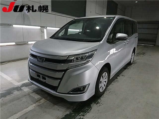 Toyota NOAH 2018 7206342-0