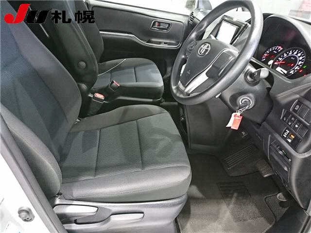 Toyota NOAH 2018 7206342-5