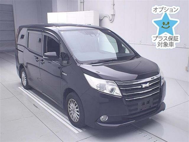 Toyota NOAH 2016 7206367-0