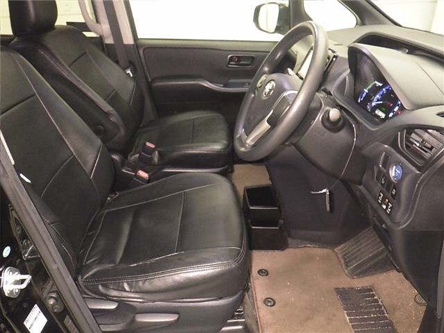 Toyota NOAH 2015 7206377-5