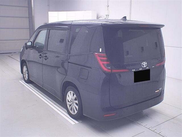 Toyota NOAH 2023 7206384-1