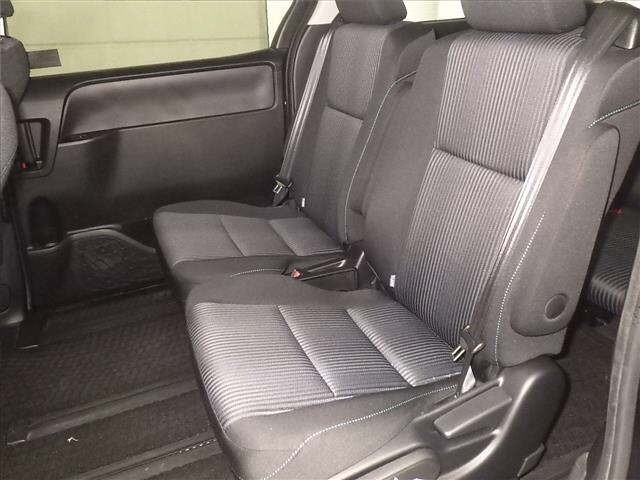 Toyota NOAH 2014 7206386-7