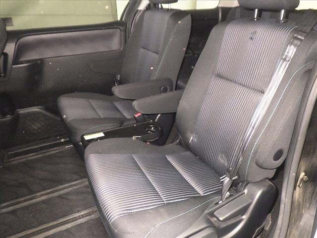 Toyota NOAH 2015 7206387-7