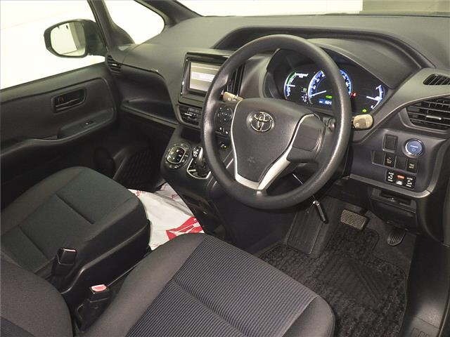 Toyota NOAH 2014 7206428-3
