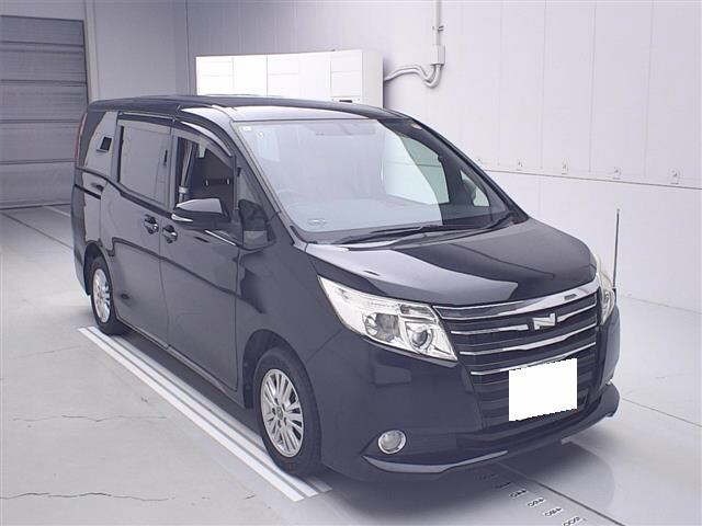 Toyota NOAH 2014 7206439-0