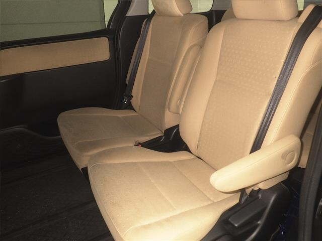 Toyota NOAH 2014 7206439-7