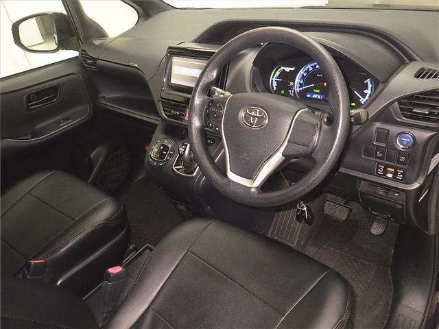 Toyota NOAH 2014 7206454-3