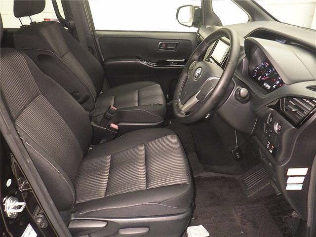 Toyota NOAH 2017 7206458-5