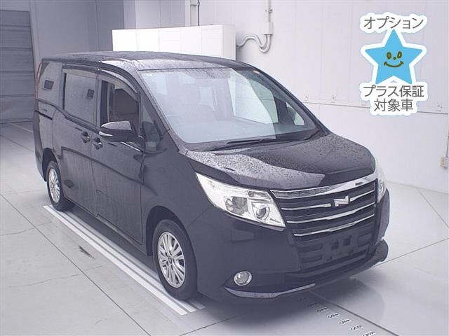 Toyota NOAH 2014 7206461-0
