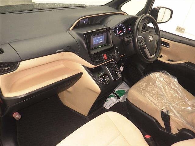 Toyota NOAH 2014 7206461-4