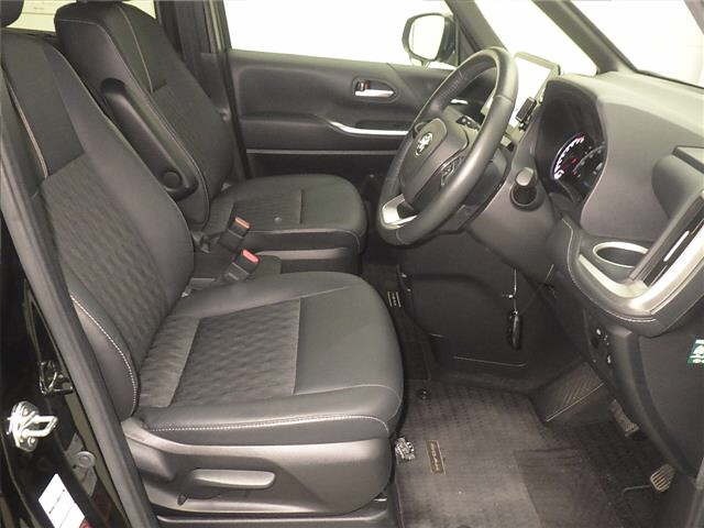 Toyota NOAH 2023 7206464-5