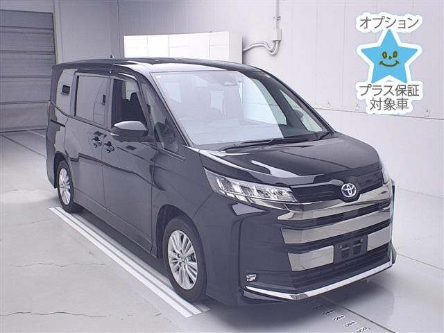 Toyota NOAH 2023 7206482-0
