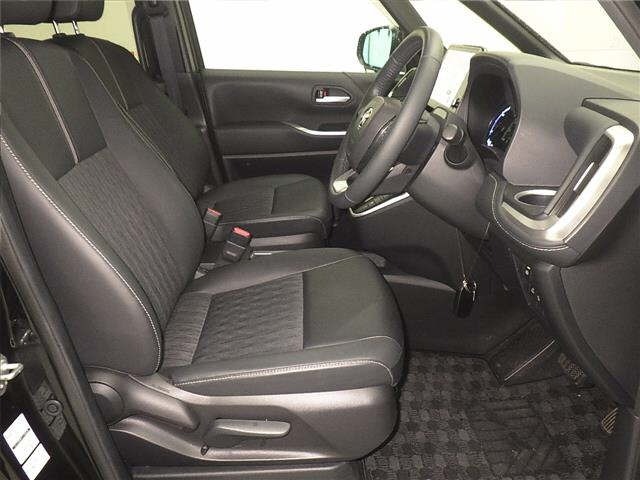 Toyota NOAH 2024 7206497-5