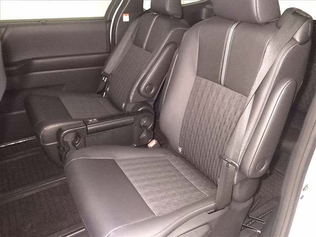 Toyota NOAH 2024 7206499-7