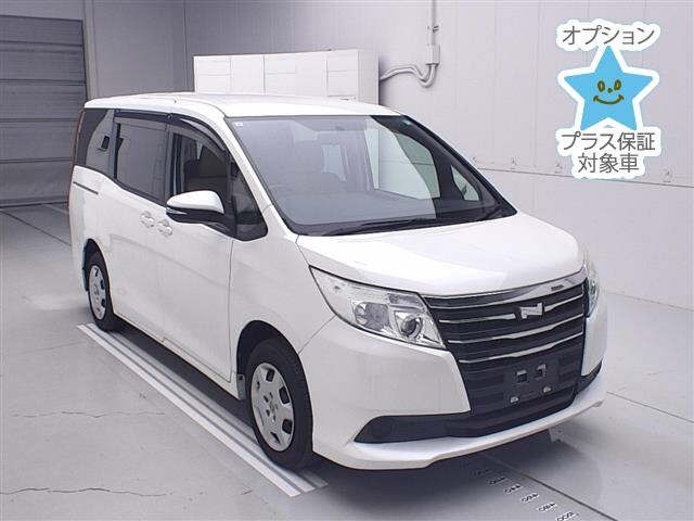 Toyota NOAH 2015 7206524-0