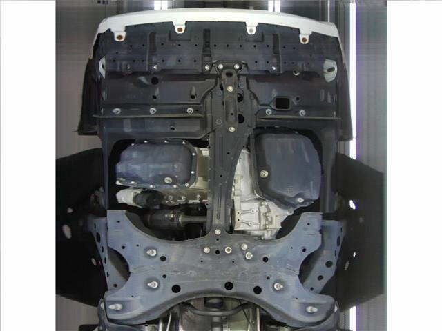 Toyota NOAH 2015 7206524-9
