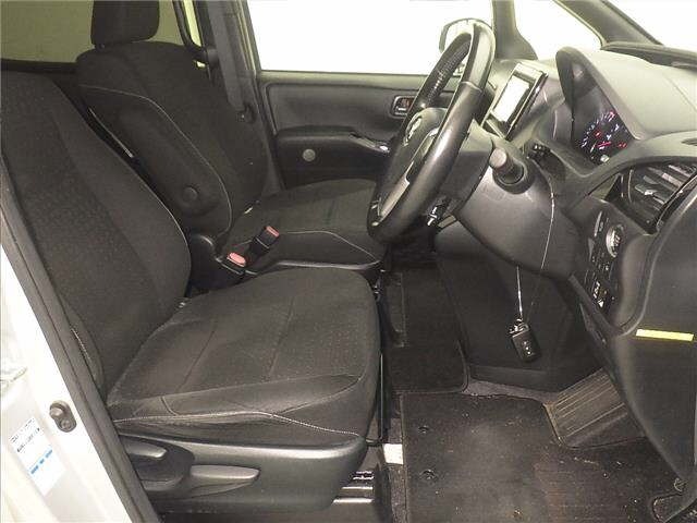 Toyota NOAH 2020 7206525-5