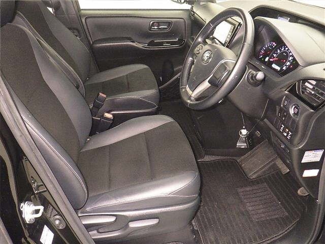 Toyota NOAH 2020 7206542-5