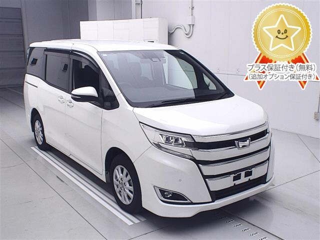 Toyota NOAH 2020 7206545-0
