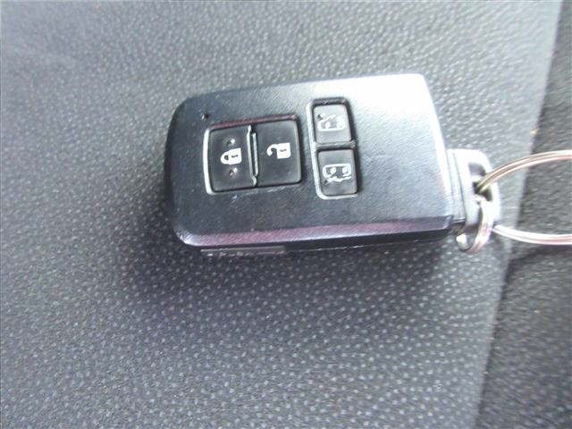Toyota NOAH 2019 7206564-8