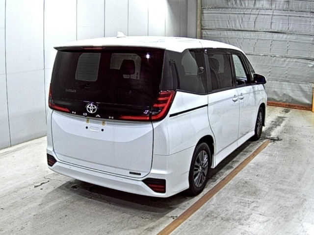 Toyota NOAH 2025 7206581-5