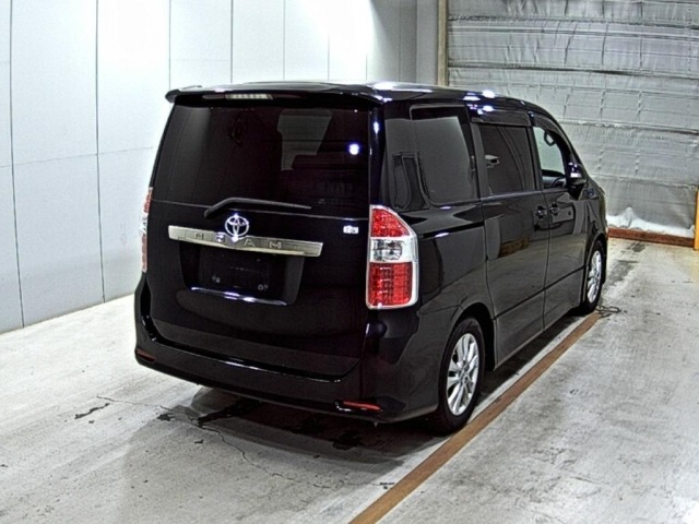 Toyota NOAH 2009 7206590-5