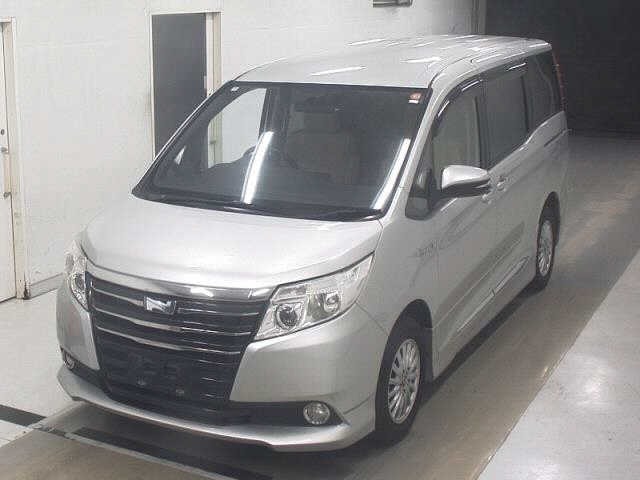 Toyota NOAH 2014 7206591-4