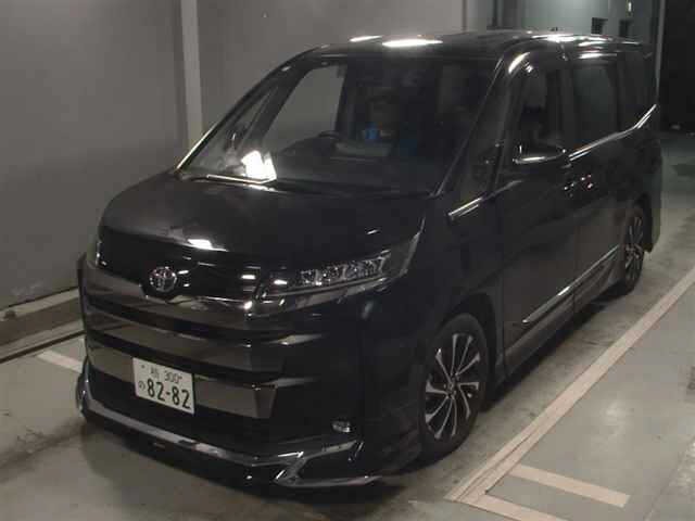 Toyota NOAH 2022 7206606-4