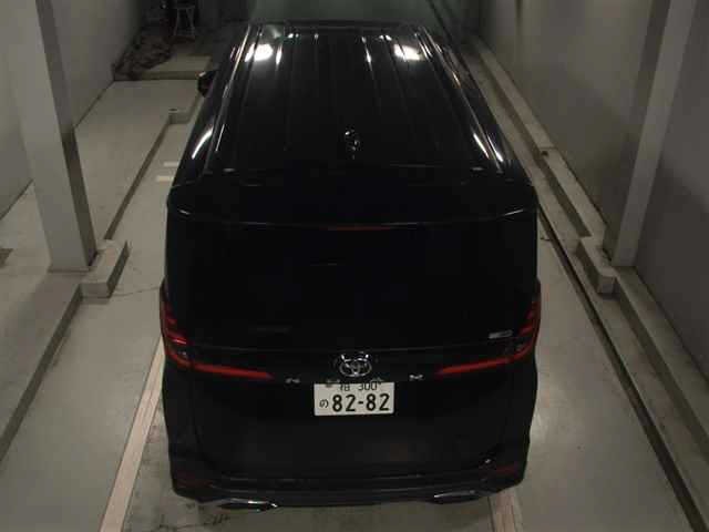 Toyota NOAH 2022 7206606-7