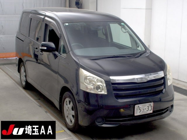 Toyota NOAH 2009 7206717-0