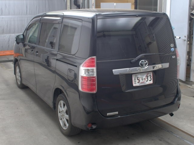 Toyota NOAH 2009 7206717-1