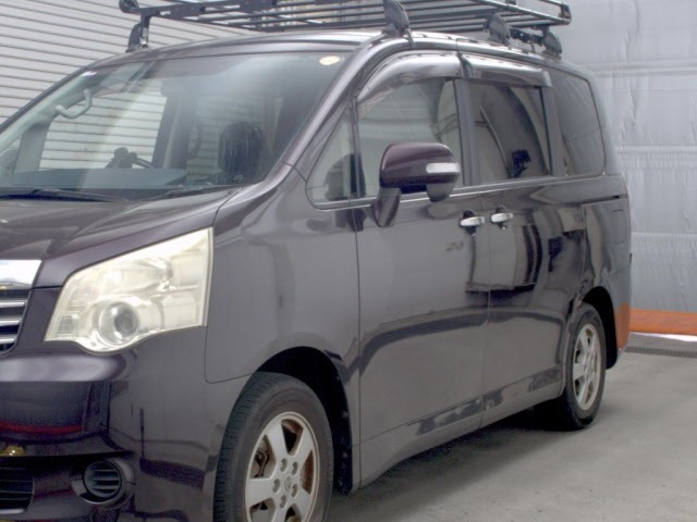 Toyota NOAH 2012 7206718-4