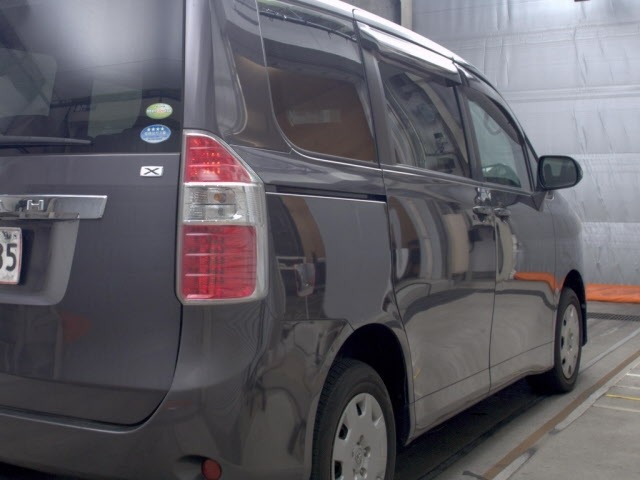 Toyota NOAH 2008 7206723-5