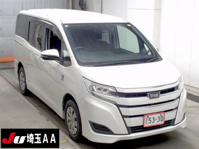 Toyota NOAH 2021 7206762-0