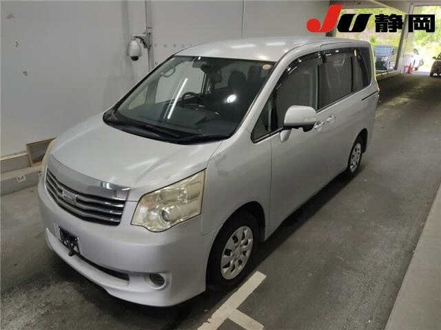 Toyota NOAH 2010 7206795-4