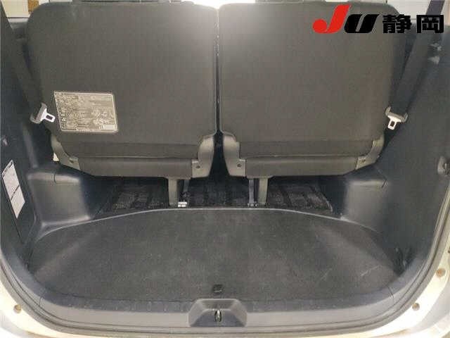 Toyota NOAH 2010 7206795-9