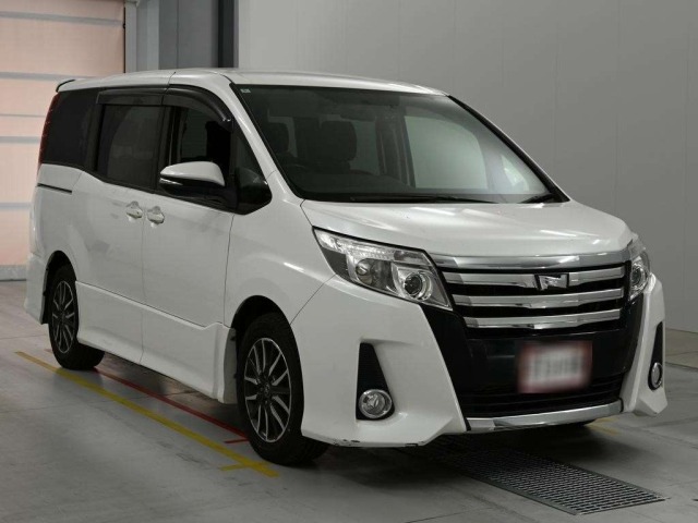 Toyota NOAH 2014 7206827-5