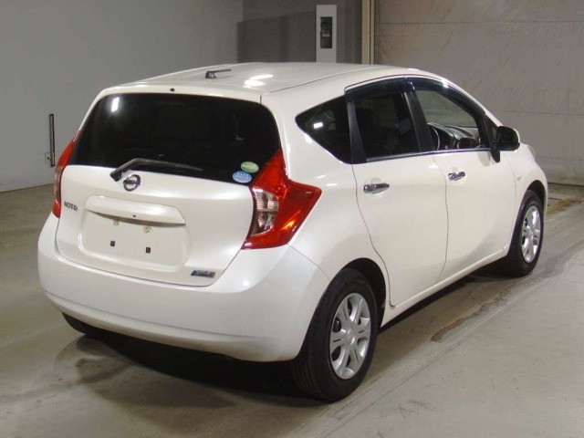 Nissan NOTE 2013 7232114-1