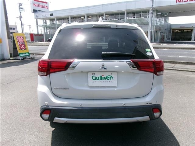 Mitsubishi OUTLANDER 2017 7235365-20