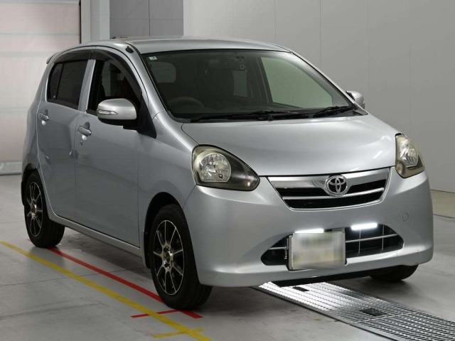 Toyota PIXIS EPOCH 2013 7234715-5