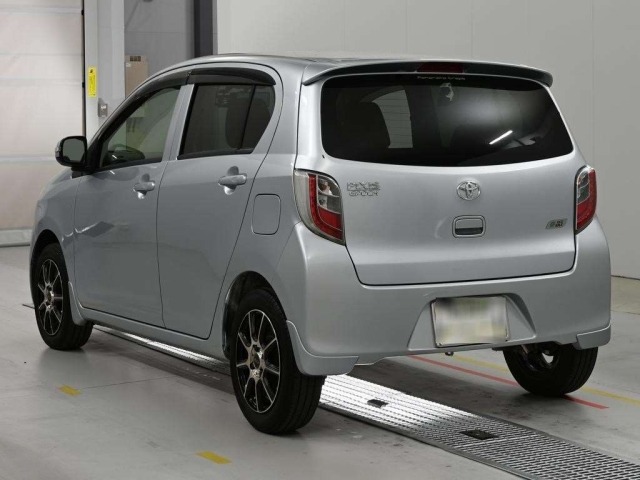 Toyota PIXIS EPOCH 2013 7234715-6