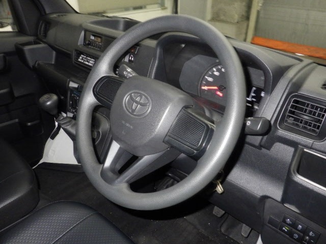 Toyota PIXIS VAN 2022 7231146-3