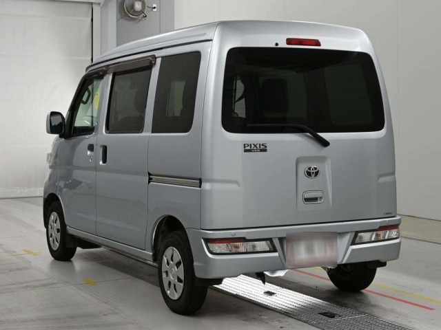Toyota PIXIS VAN 2018 7231163-6