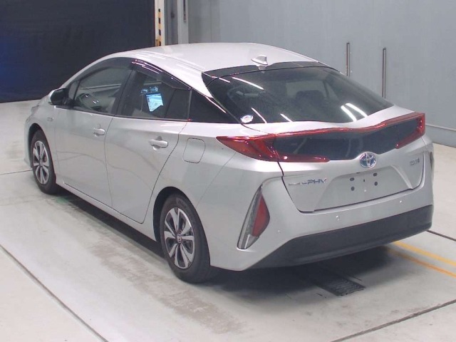 Toyota PRIUS PHV 2021 7232235-6