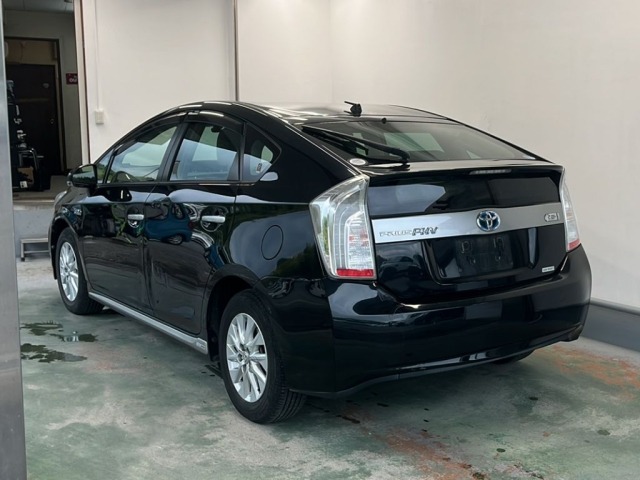 Toyota PRIUS PHV 2015 7232254-1